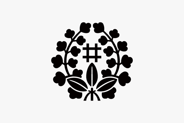 片倉小十郎の家紋「ばら藤に井桁」